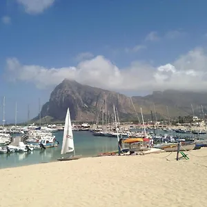 https://bb-il-fiocco-e-la-randa.sicilyhotelsitaly.net