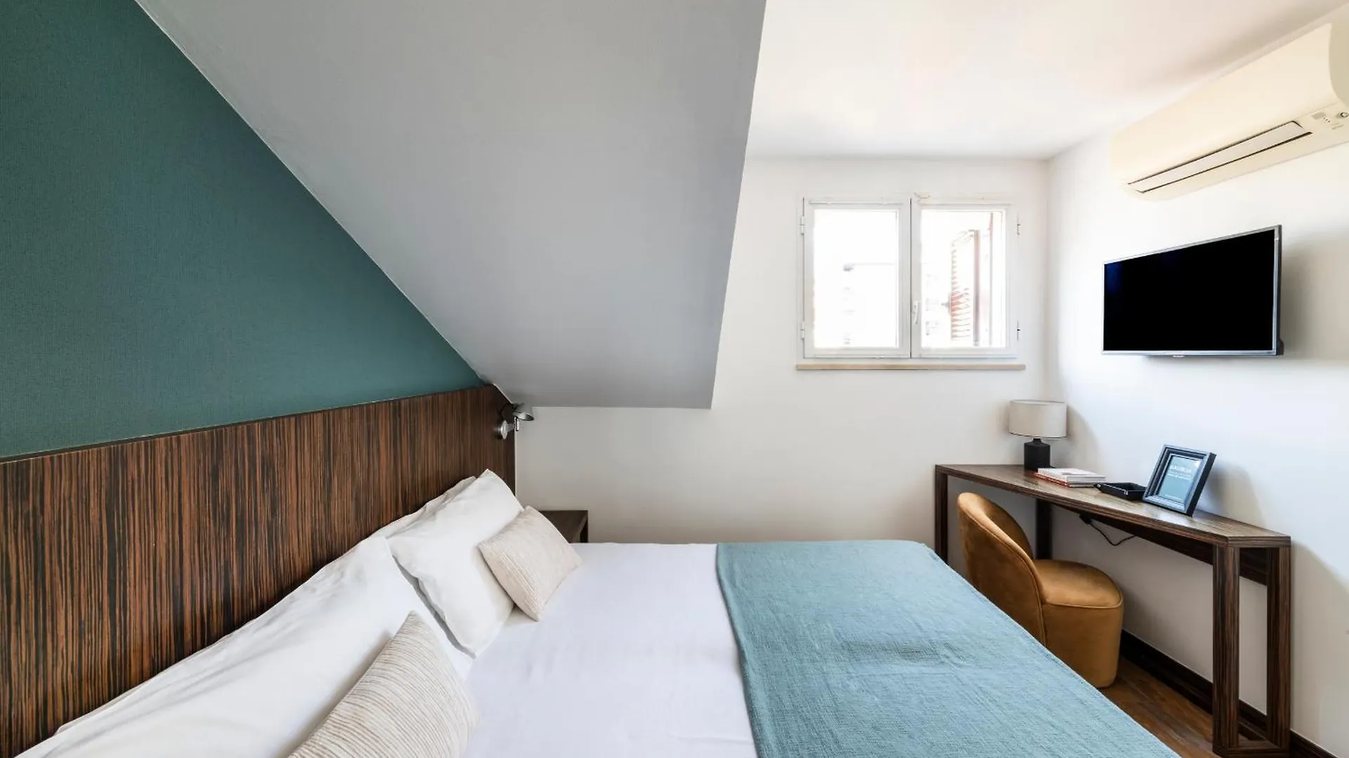 Easylife - Suite In Colonne San Lorenzo Milano 0*, Milan